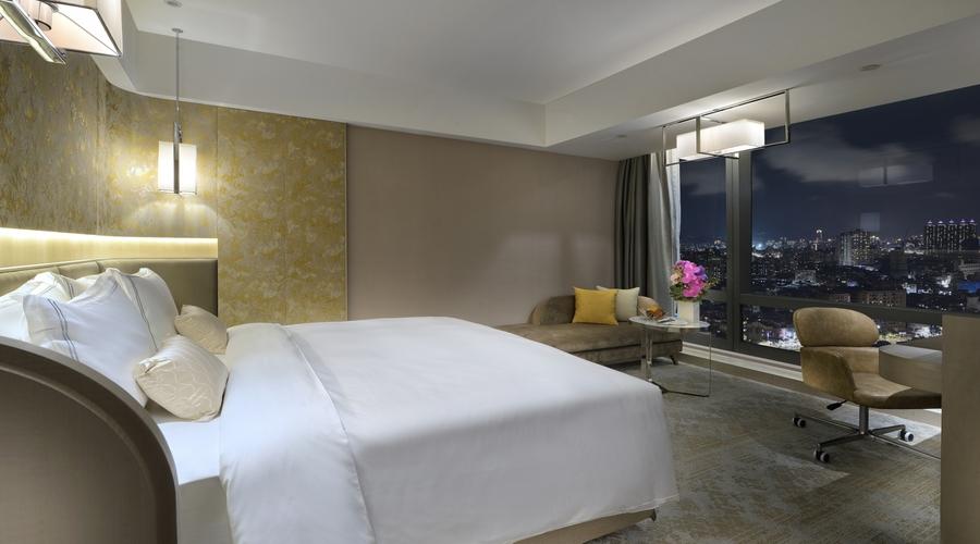 Prestige Room